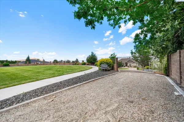 1107 Pinto Lp, Richland, WA 99352