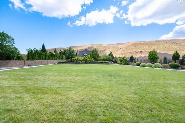 1107 Pinto Lp, Richland, WA 99352