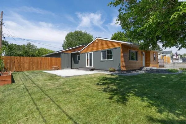 1103 11th Street, Benton City, WA 99320