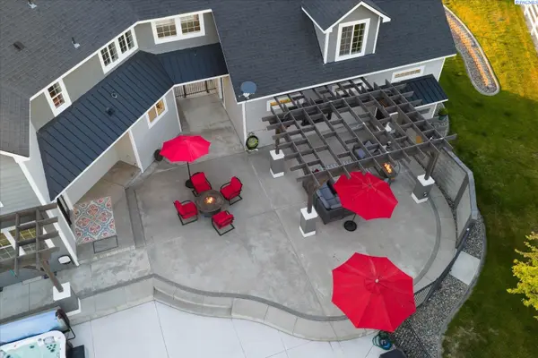 91903 E Holly Road, Kennewick, WA 99338
