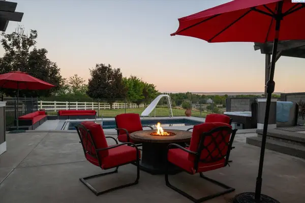 91903 E Holly Road, Kennewick, WA 99338