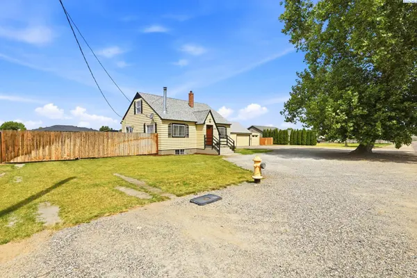 1904 Road 64, Pasco, WA 99301