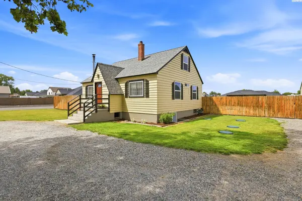 1904 Road 64, Pasco, WA 99301