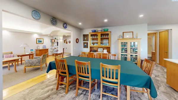 425 NW Orion Dr, Pullman, WA 99163