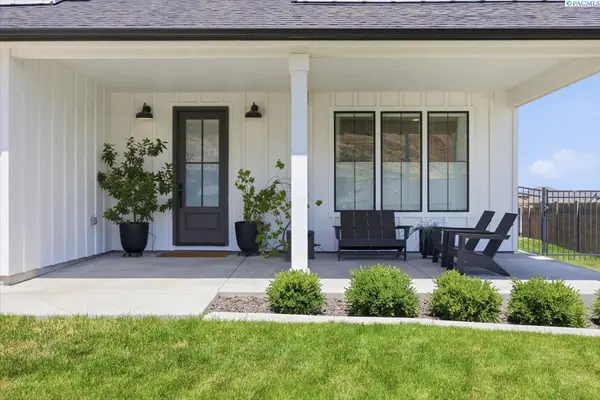 534 Summerview Ln, Richland, WA 99352