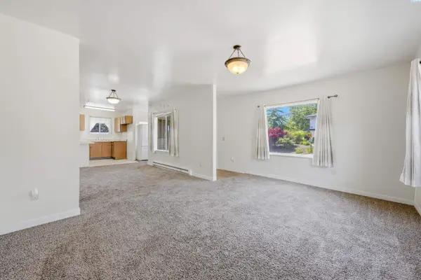 220 N Bridge St, Palouse, WA 99161
