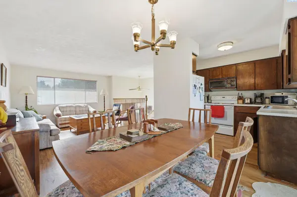 1960 Marshall Avenue, Richland, WA 99354