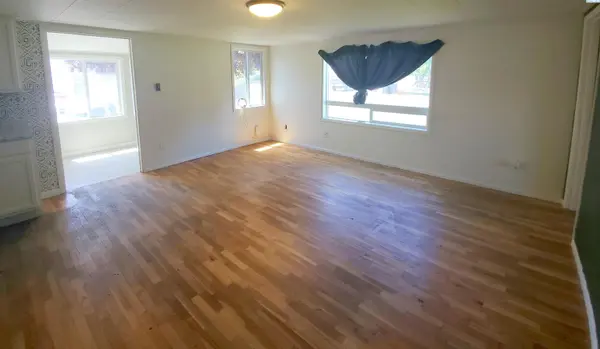 966 N 59th, West Richland, WA 99353