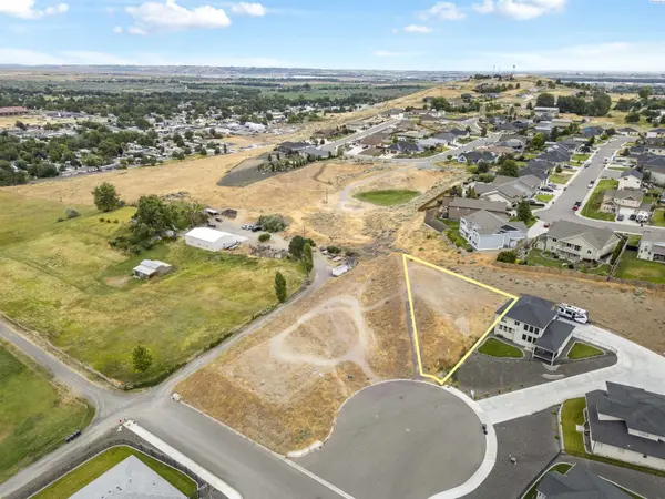 6560 Caspian Place, West Richland, WA 99353