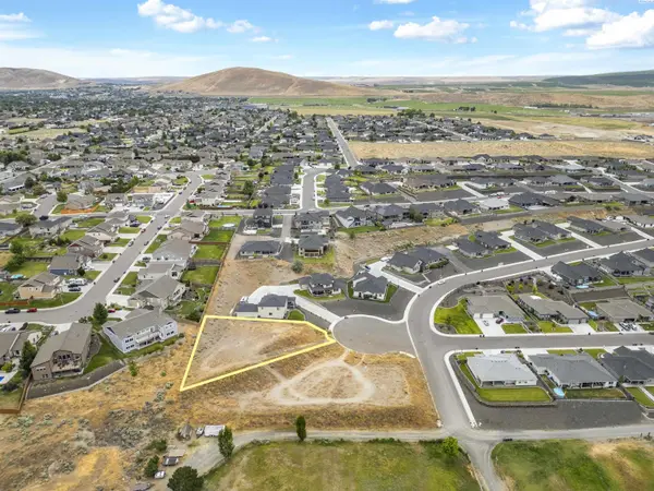 6560 Caspian Place, West Richland, WA 99353