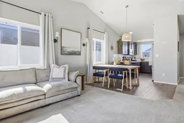 601 Marysville Way, Richland, WA 99352