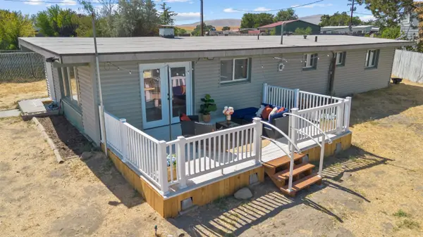 83603 N Harrington Rd, West Richland, WA 99353