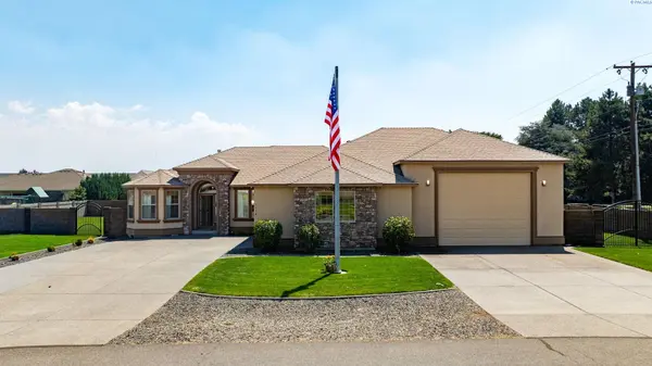 7114 Maxim Ct, Pasco, WA 99301