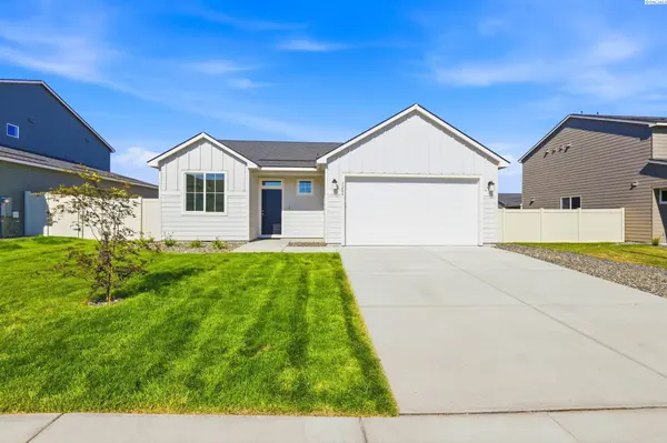 1209 17th St, Benton City, WA 99320