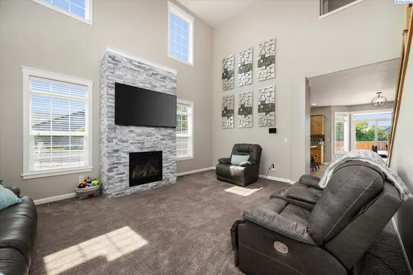 6212 Balmoral Ct, Pasco, WA 99301