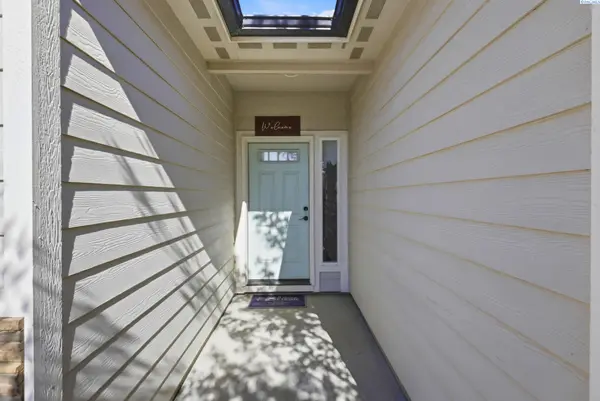 38205 N 114 PR NW, Benton City, WA 99320
