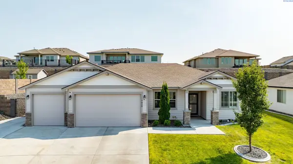 7025 Collins Rd, West Richland, WA 99353