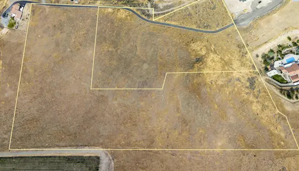 TBD Love Lane, Benton City, WA 99320