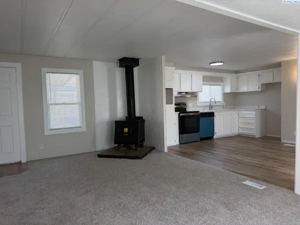 2105 N Steptoe St #28 #28, Kennewick, WA 99336