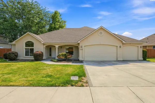 173 Mattis Dr, Richland, WA 99352-7500