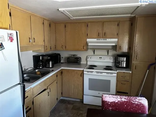 208 S Dawes, Kennewick, WA