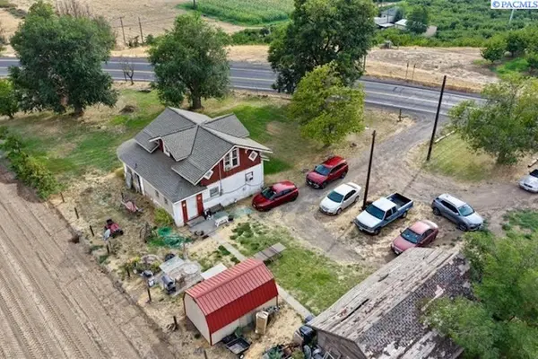 2361 E Old Inland Empire HWY, Grandview, WA 98930