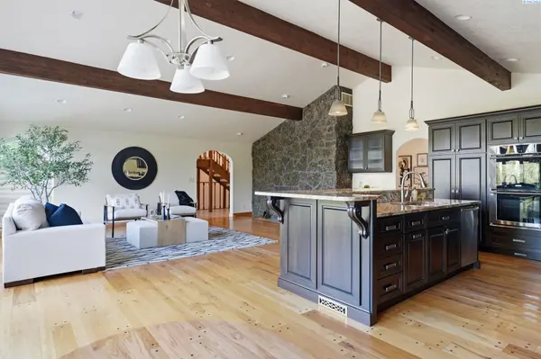 213 Hillview Dr., Richland, WA 99352