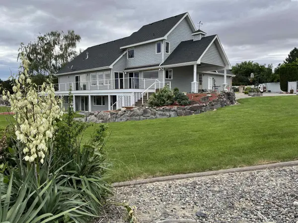 45204 E Shannon, West Richland, WA 99353-8705
