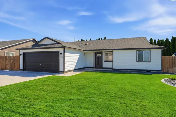 9712 Mustang Dr., Pasco, WA 99301