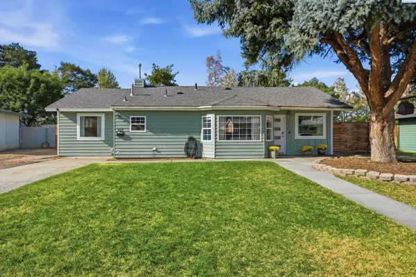 357 Cottonwood Drive, Richland, WA 99352