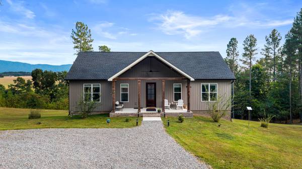 205 Hiwassee Trails Dr, Delano, TN 37325