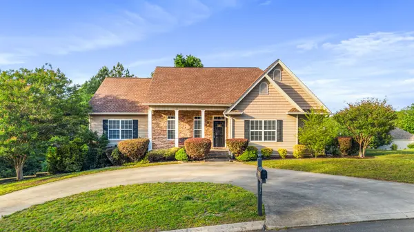 100 Brook Hollow Dr #SE, Cleveland, TN 37323