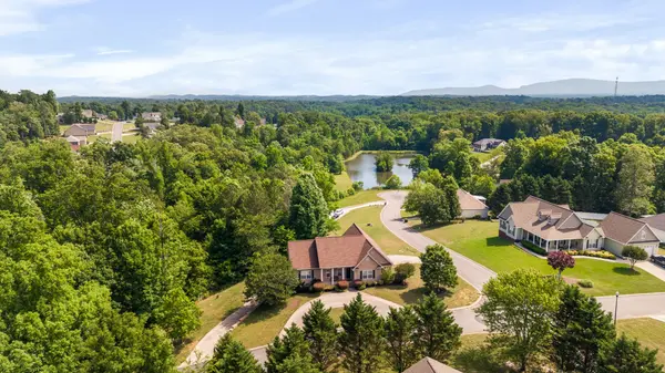 100 Brook Hollow Dr #SE, Cleveland, TN 37323