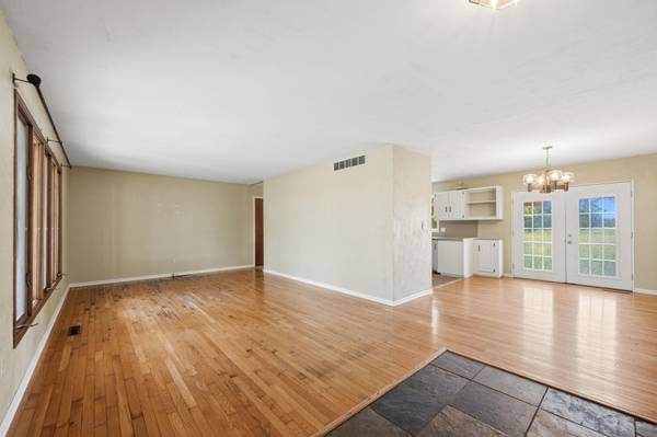 15574 11th, Oxford, KS 67119