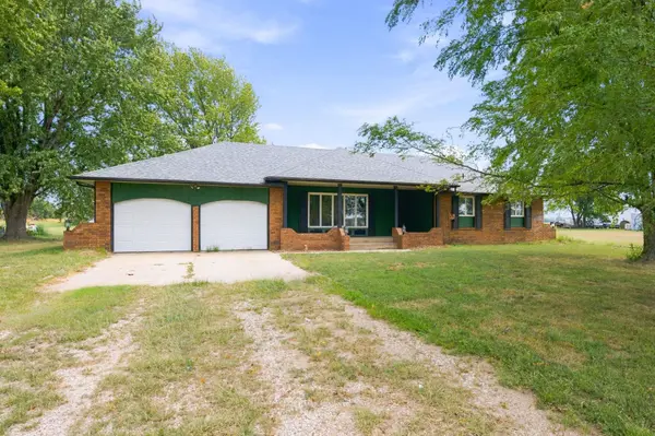 15574 11th, Oxford, KS 67119