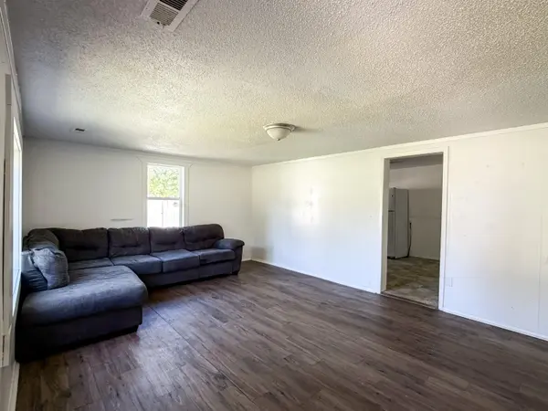 2936 W Walnut ST, Springfield, MO 65802