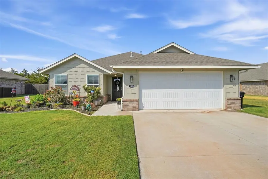 1509 Avalon DR, Altus, OK 73521