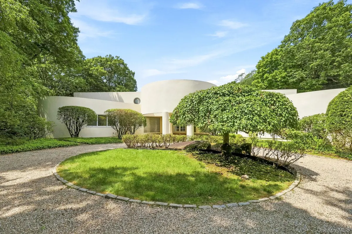20 Bessel LN, Chappaqua, NY 10514