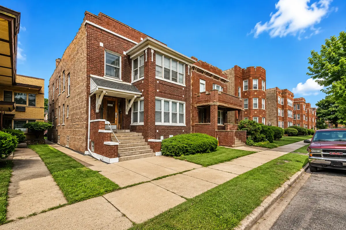 11221 S King DR, Chicago, IL 60628