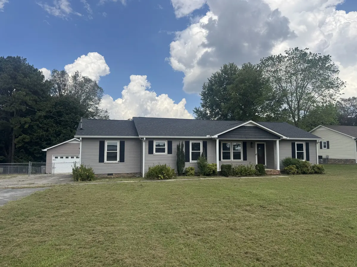 920 Rock Creek Rd, Estill Springs, TN 37330