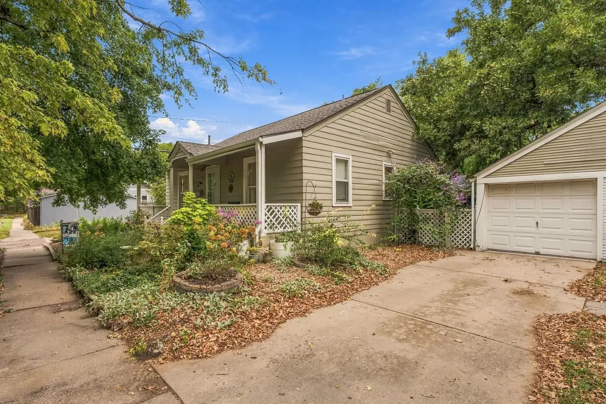 606 W 10th, Wichita, KS 67203