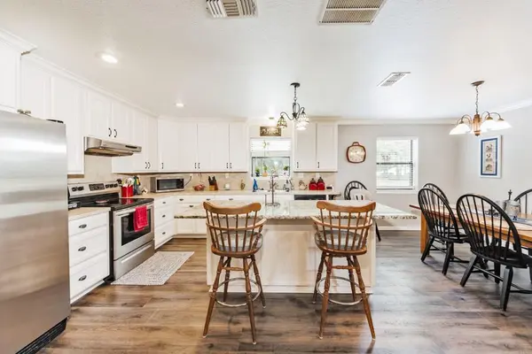 383 Briar Creek Lane, Bowie, TX 76230