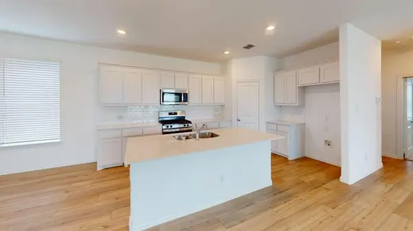 3750 Honey Daisy Drive, Crandall, TX 75114