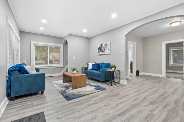 809 Chicago, Kalamazoo Twp, MI 49048
