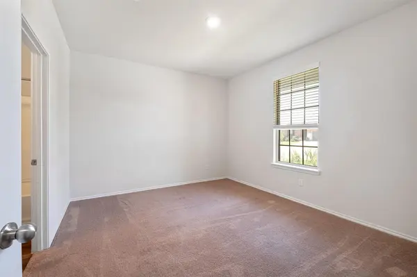 157 Janice RD, Taylor, TX 76574