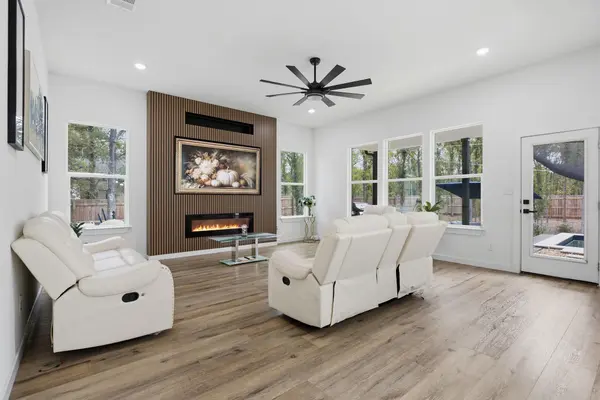 107 Keawakapu DR, Bastrop, TX 78602