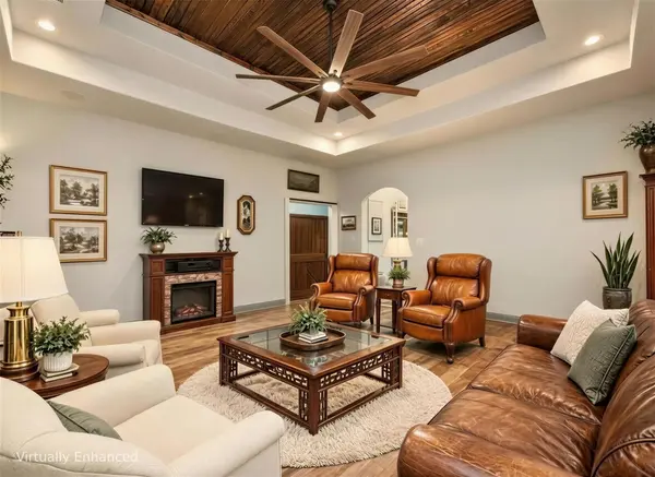 308 Buckhorn DR, Point Venture, TX 78645