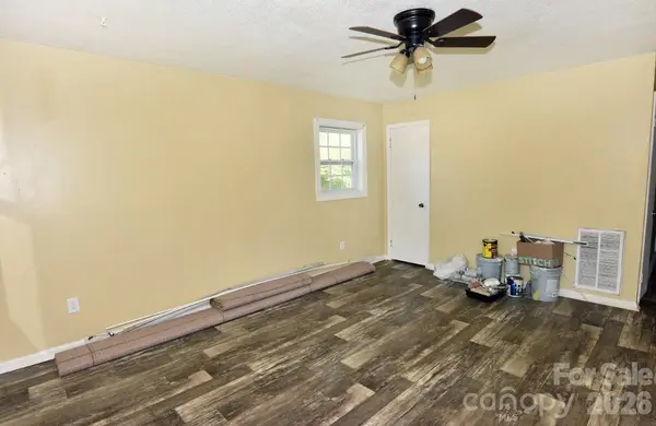 3560 Dogwood CT, Salisbury, NC 28144