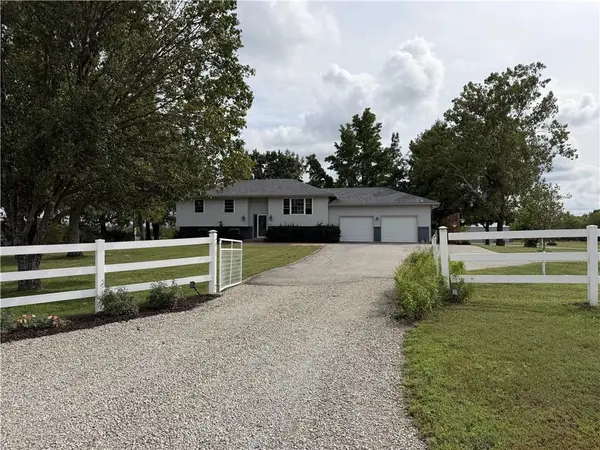 16409 E 289th ST, Harrisonville, MO 64701