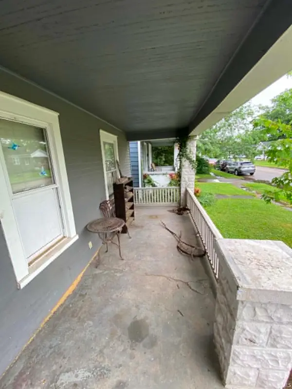 1735 E Franklin ST, Evansville, IN 47711